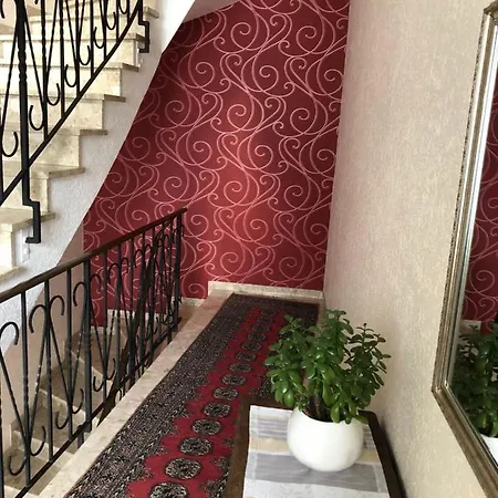 Wein Und Gaestehaus Huels