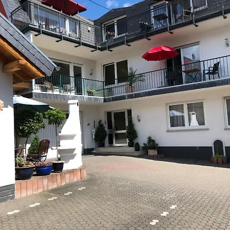 Wein Und Gaestehaus Huels Guest house *