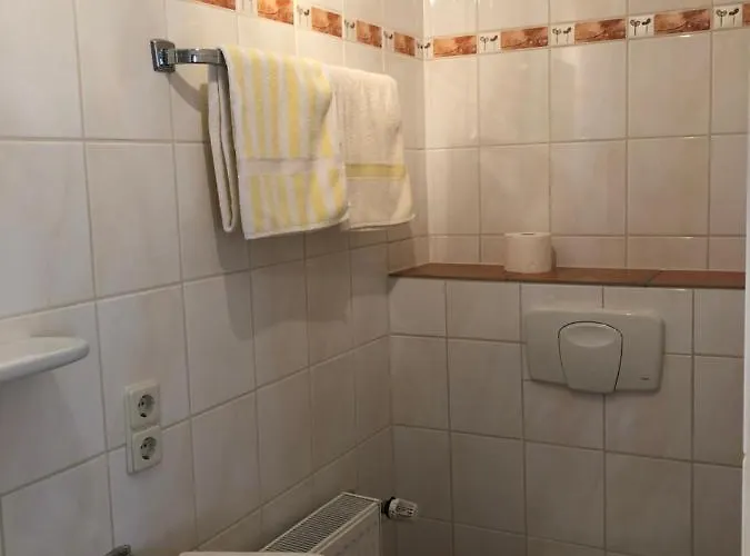 Pensionat Wein Und Gaestehaus Huels 3*