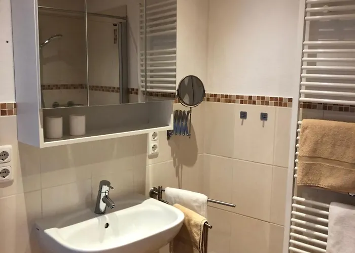 Wein Und Gaestehaus Huels 3*